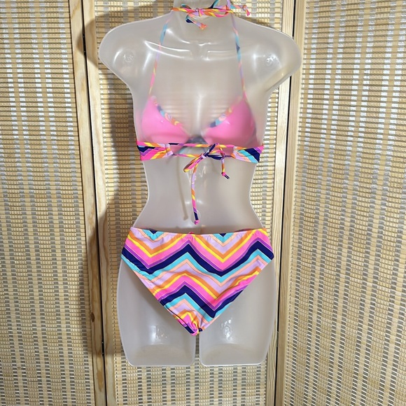 Victoria's Secret 2 Piece Bikini Bright Rainbow Chevron Stripes Halter Top M - Picture 9 of 16